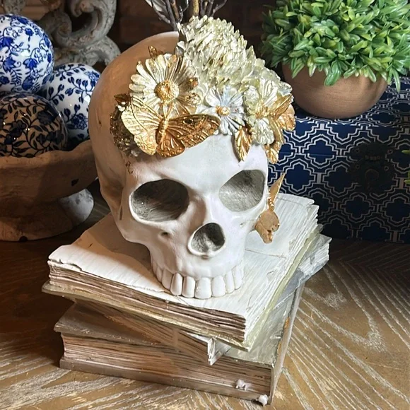 NEW! Vintage Inspired Skull Floral & Butterfly Halloween Ceramic Book Stack - Picture 7 of 12